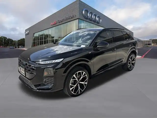 2026 Audi Q3 S Line quattro's photo