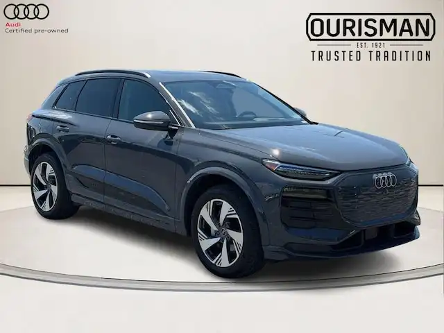 2025 Audi Q6 e-tron Premium Plus quattro's photo