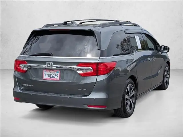 2018 Honda Odyssey Elite photo 5