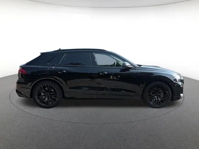 2026 Audi SQ8 Premium Plus quattro photo 4
