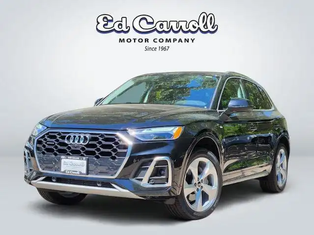 2023 Audi Q5 45 Premium Plus's photo