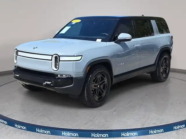 2023 Rivian R1S Adventure Dual-Motor Large Pack's photo