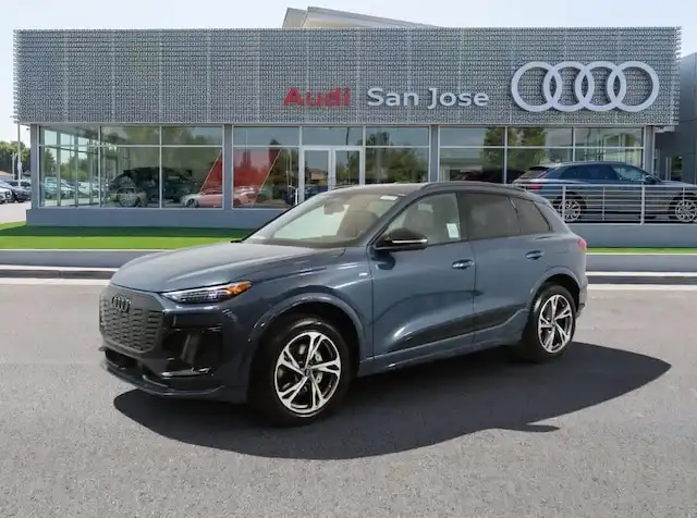 2027 Audi Q6 e-tron Premium Plus quattro's photo