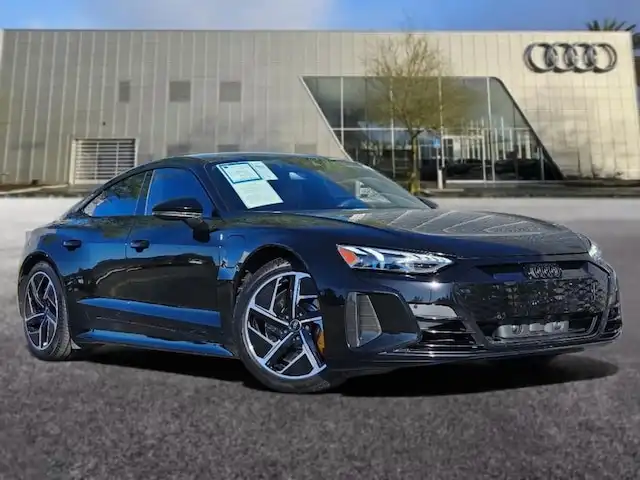 2024 Audi RS e-tron GT Base's photo