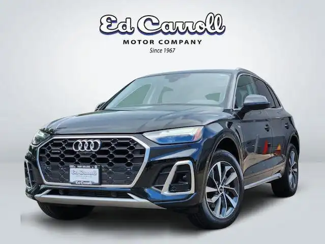 2023 Audi Q5 45 Premium Plus's photo
