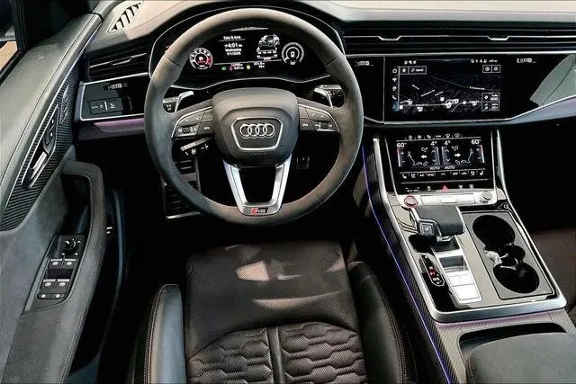 2025 Audi RS Q8 Base photo 4