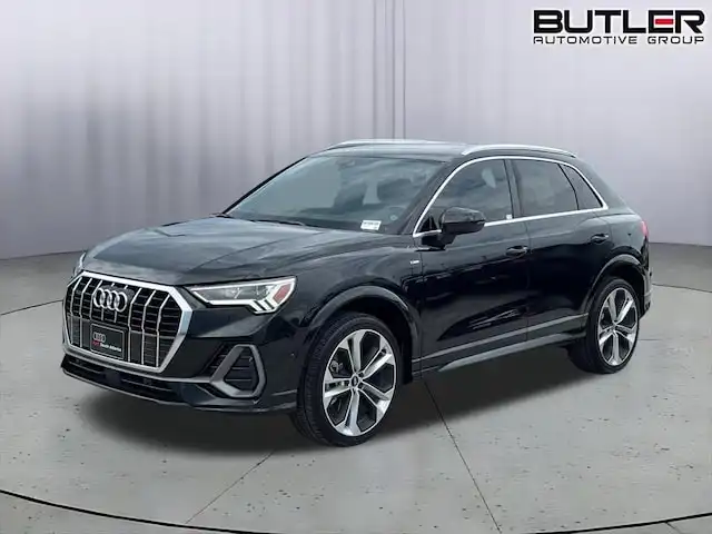 2021 Audi Q3 45 TFSI S Line Premium Plus quattro's photo