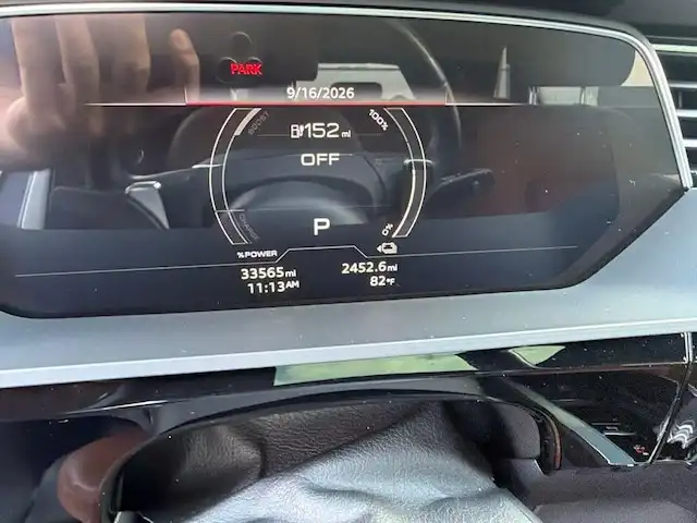 2024 Audi Q8 e-tron 114 kWh Premium Plus quattro 55's photo