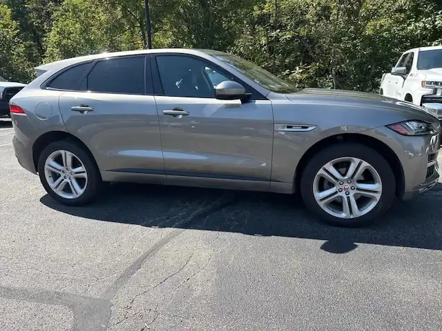 2020 Jaguar F-PACE 25t R-Sport AWD's photo