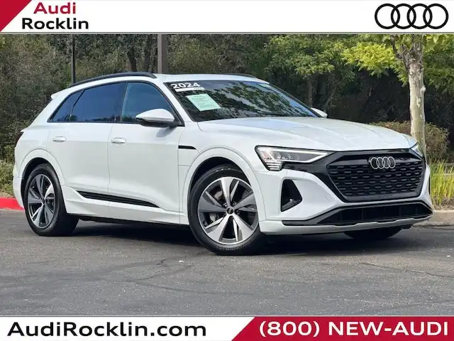2024 Audi Q8 e-tron 114 kWh Premium quattro 55's photo