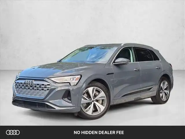 2024 Audi Q8 e-tron 114 kWh Premium Plus quattro 55's photo