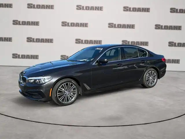 2019 BMW 5 Series 540i xDrive Sedan's photo