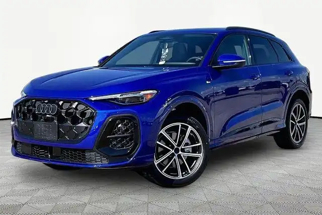 2026 Audi Q5 Premium Plus quattro's photo