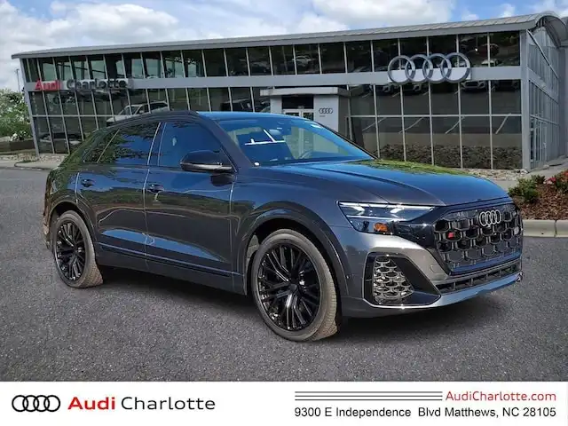 2026 Audi SQ8 Premium Plus quattro's photo