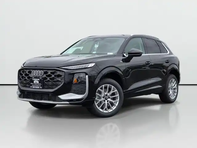 2026 Audi Q3 S Line quattro's photo