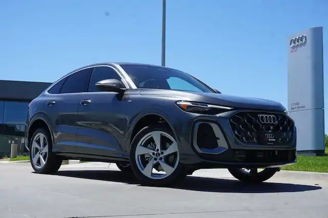 2026 Audi Q5 Sportback Premium Plus quattro's photo