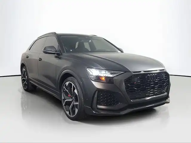 2023 Audi RS Q8 Base's photo