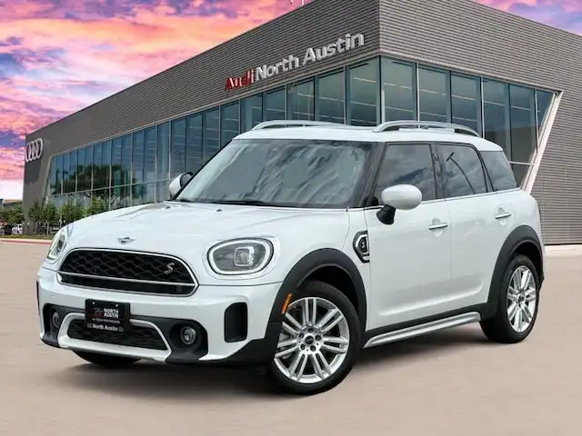 2024 MINI Countryman Cooper S's photo