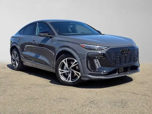 2027 Audi Q6 Sportback e-tron Prestige quattro's photo
