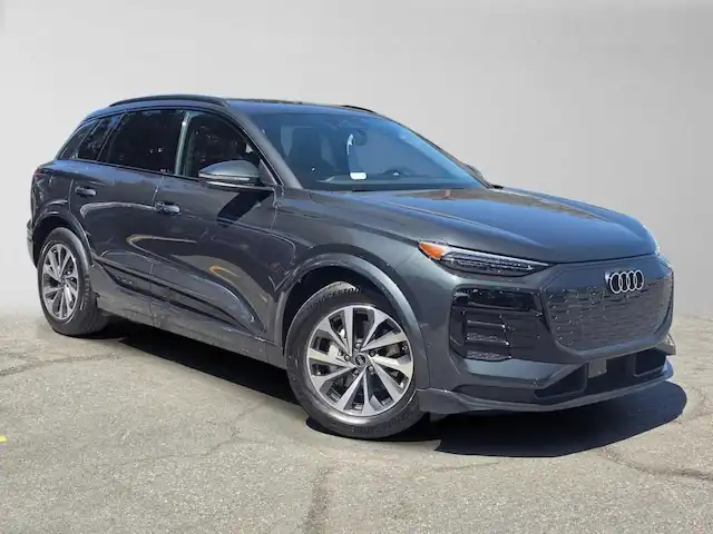 2027 Audi Q6 e-tron Prestige quattro's photo
