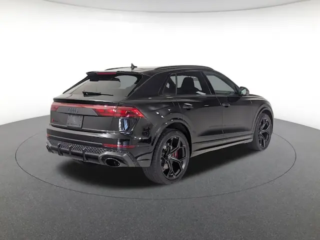 2025 Audi RS Q8 Base photo 5