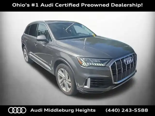 2023 Audi Q7 55 Premium Plus quattro Tiptronic's photo