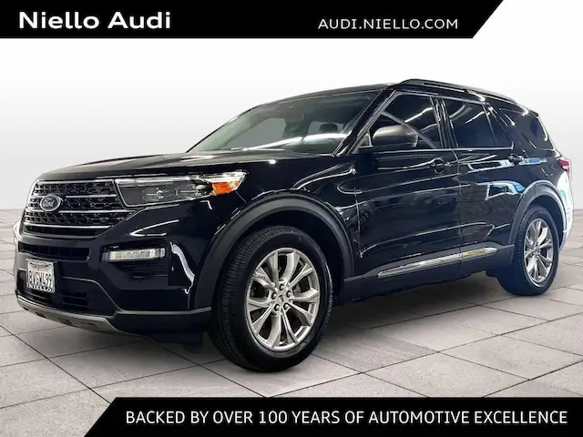 2021 Ford Explorer XLT RWD photo 1