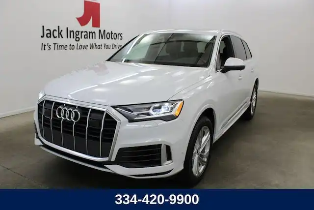 2023 Audi Q7 55 Premium Plus quattro Tiptronic's photo