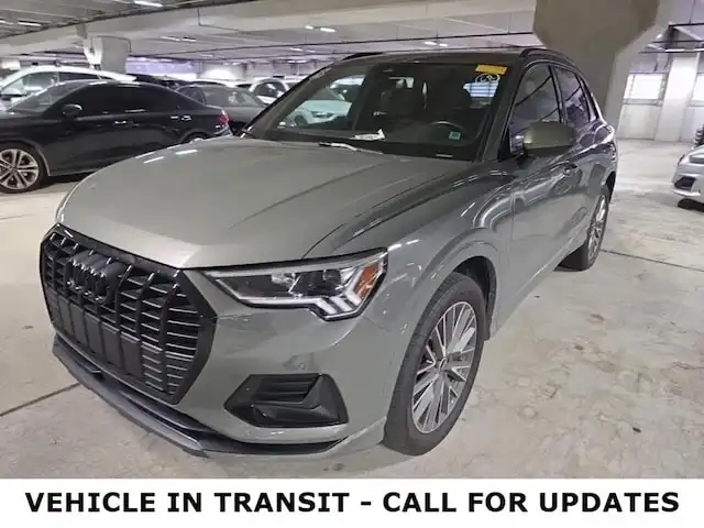 2023 Audi Q3 40 TFSI Premium quattro's photo