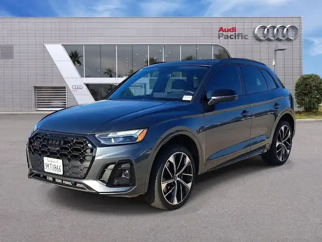 2024 Audi SQ5 Premium Plus's photo