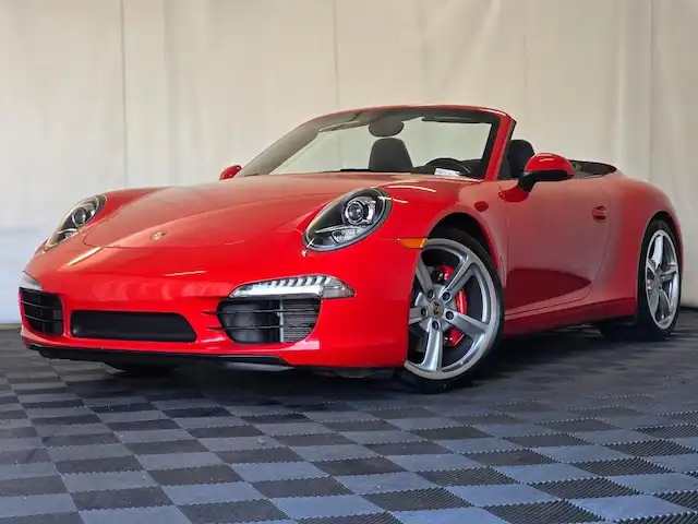 2015 Porsche 911 Carrera S Cabriolet's photo