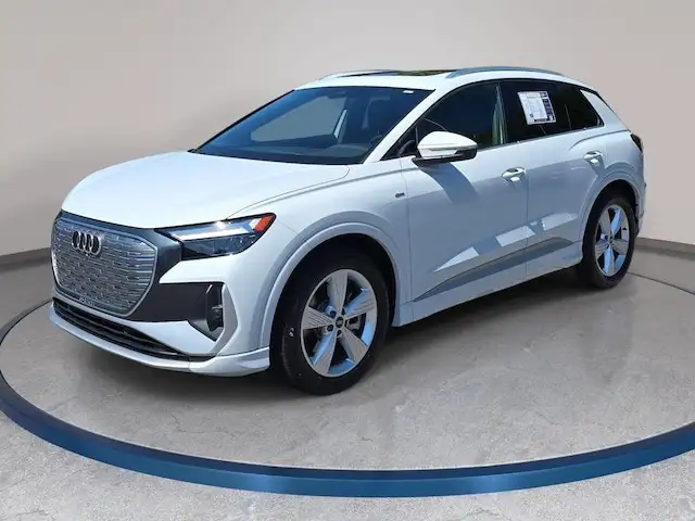 2024 Audi Q4 e-tron 55 Premium quattro's photo