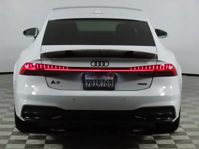 2022 Audi A7 55 Premium Plus S tronic quattro photo 4