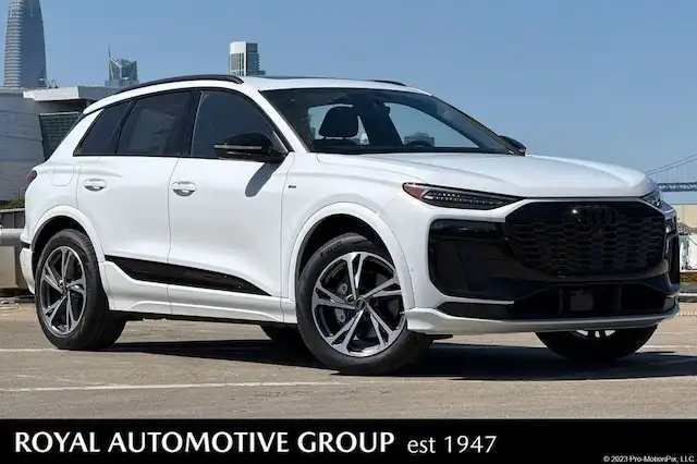 2027 Audi Q6 e-tron Premium Plus quattro's photo