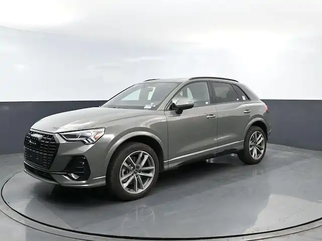 2025 Audi Q3 45 TFSI S Line Premium quattro's photo