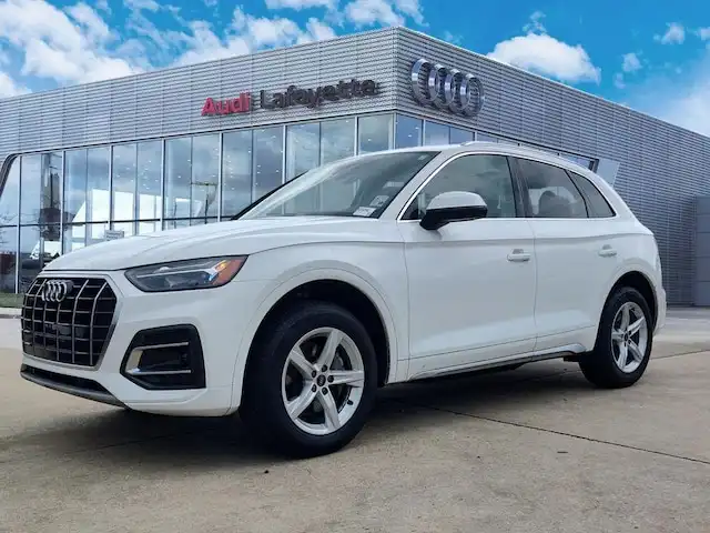 2023 Audi Q5 40 Premium's photo