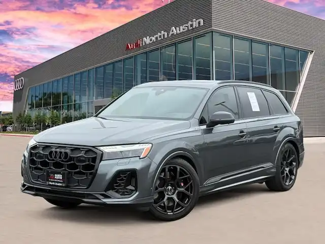 2025 Audi SQ7 Prestige quattro Tiptronic's photo