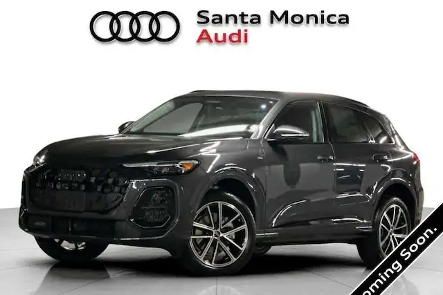 2026 Audi Q5 Premium Plus quattro's photo