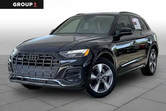 2025 Audi Q5 40 Premium quattro's photo