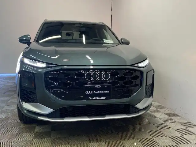 2026 Audi Q3 S Line quattro's photo