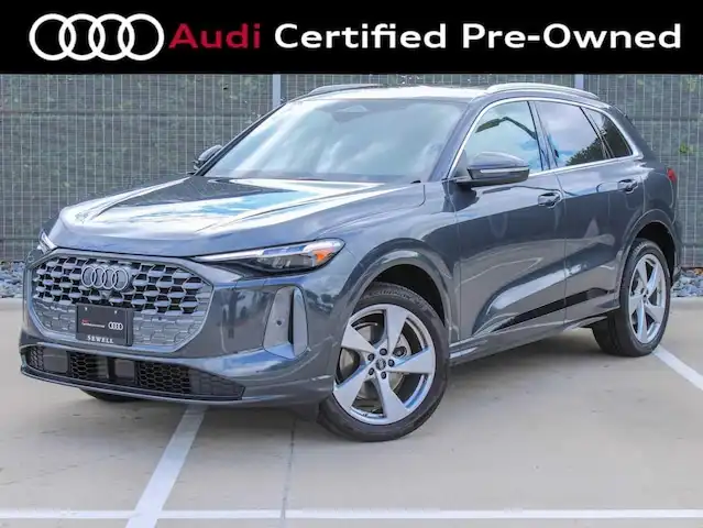 2025 Audi Q5 40 Premium Plus's photo