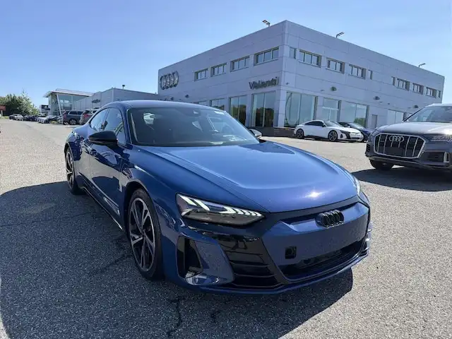 2024 Audi e-tron GT Premium Plus quattro's photo