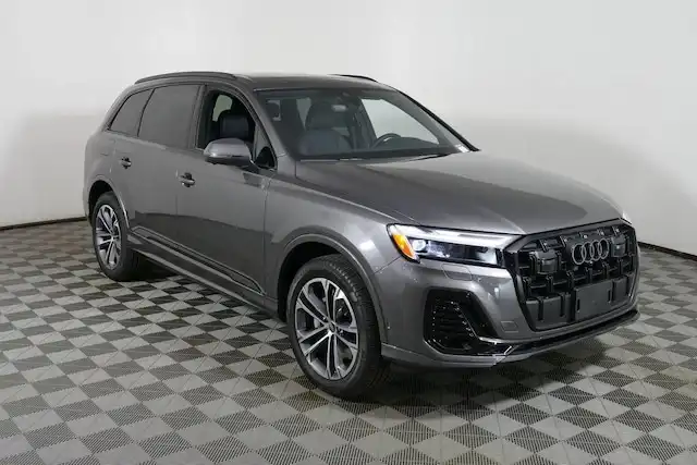 2026 Audi Q7 45 Premium quattro Tiptronic's photo