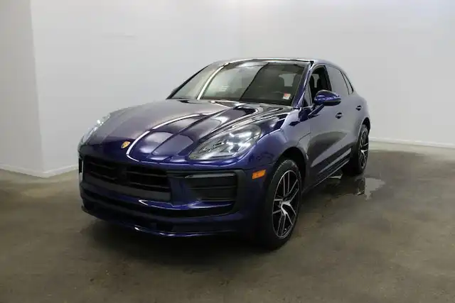 2023 Porsche Macan Base's photo