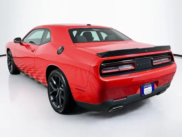 2023 Dodge Challenger SXT Auto photo 5