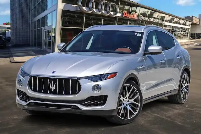 2017 Maserati Levante S's photo