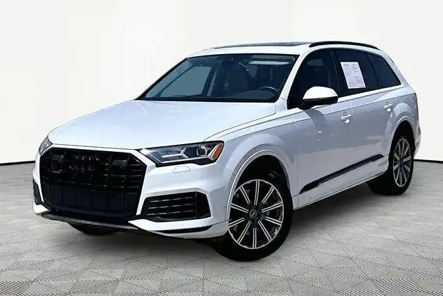 2023 Audi Q7 45 Premium Plus quattro Tiptronic's photo