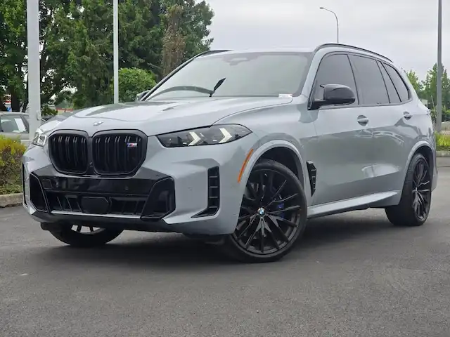 2025 BMW X5 M60i's photo
