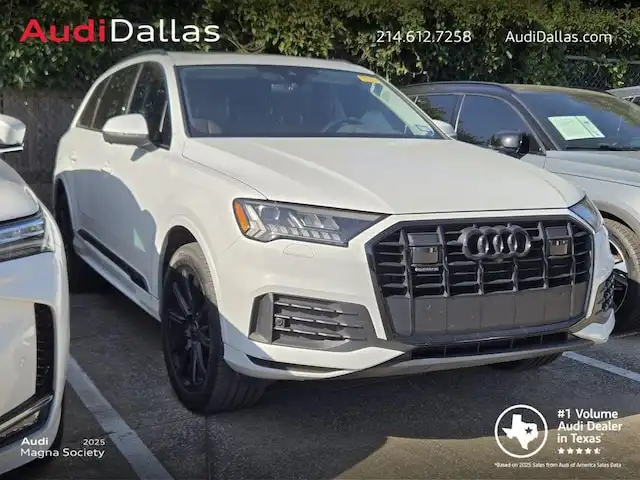 2023 Audi Q7 45 Premium Plus quattro Tiptronic's photo