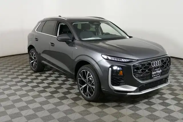 2026 Audi Q3 S Line quattro's photo
